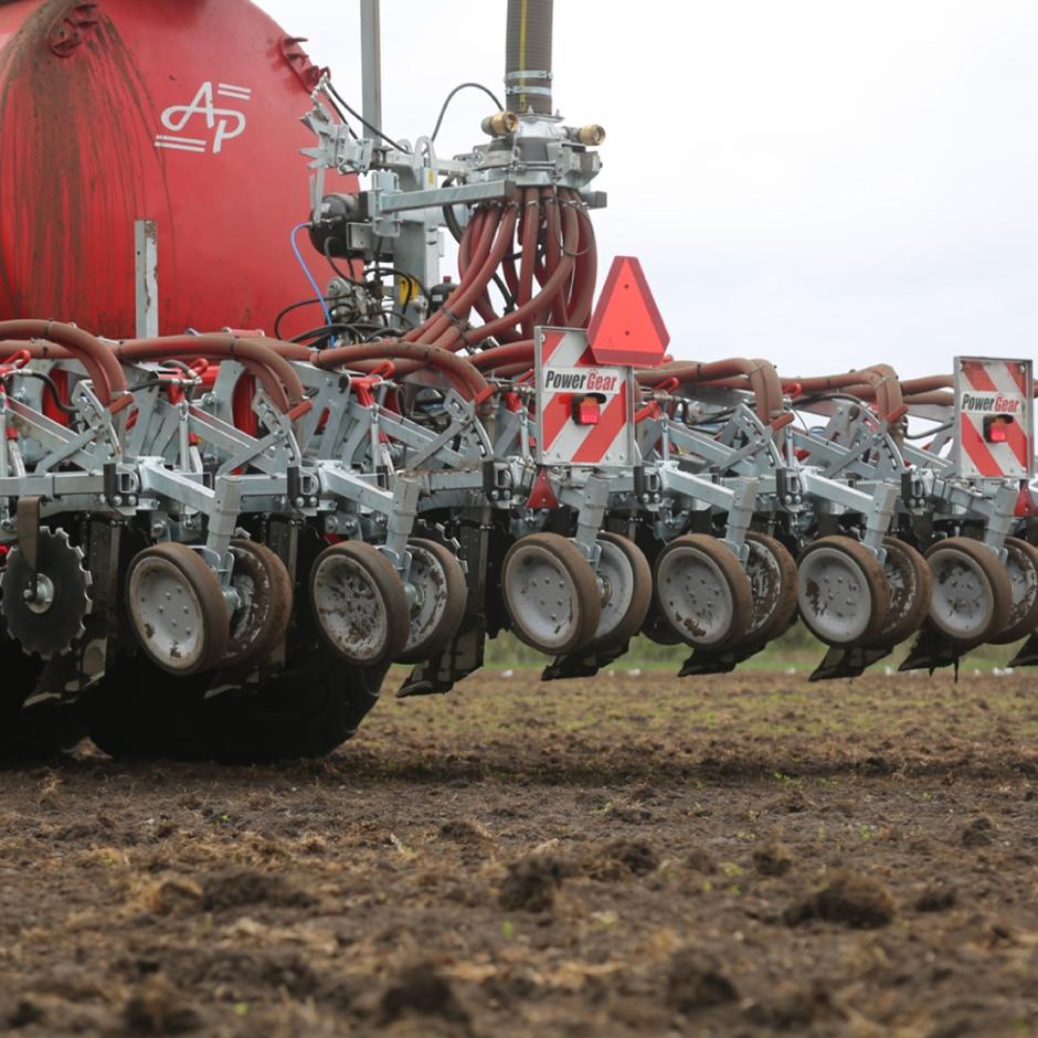 XTill® Strip Till gyllenedfælder